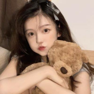 听见她说